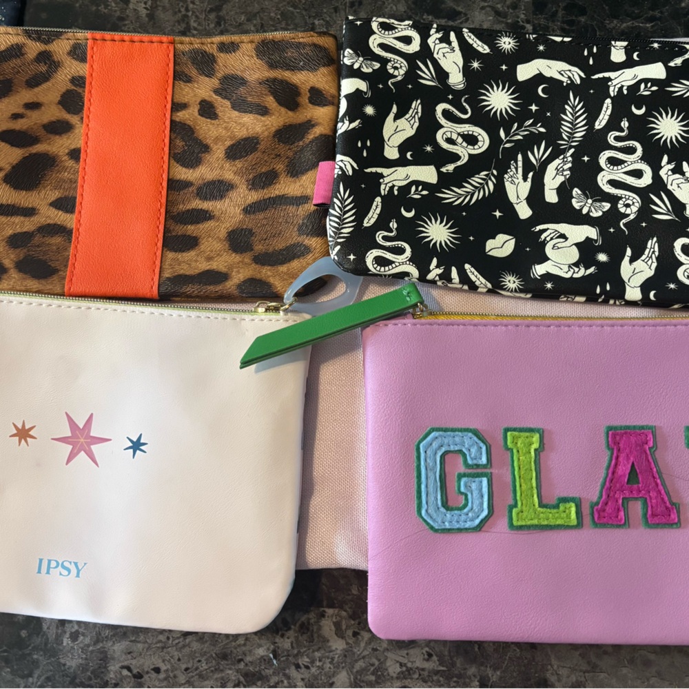 Ipsy bags
Smokefree
Cute